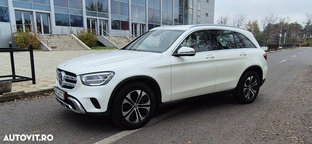 Mercedes-Benz GLC 220 d 4MATIC - 11