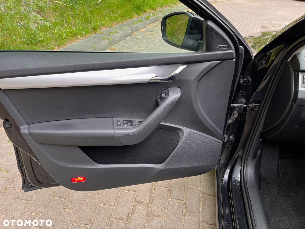 Skoda Octavia 2.0 TDI Style DSG - 18