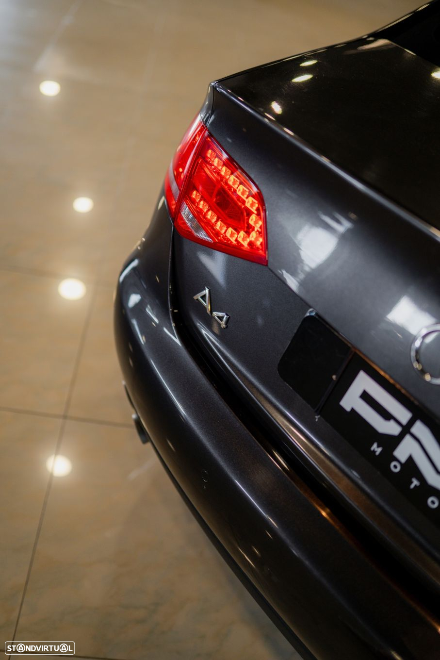 Audi A4 2.0 TDI exclusive - 12