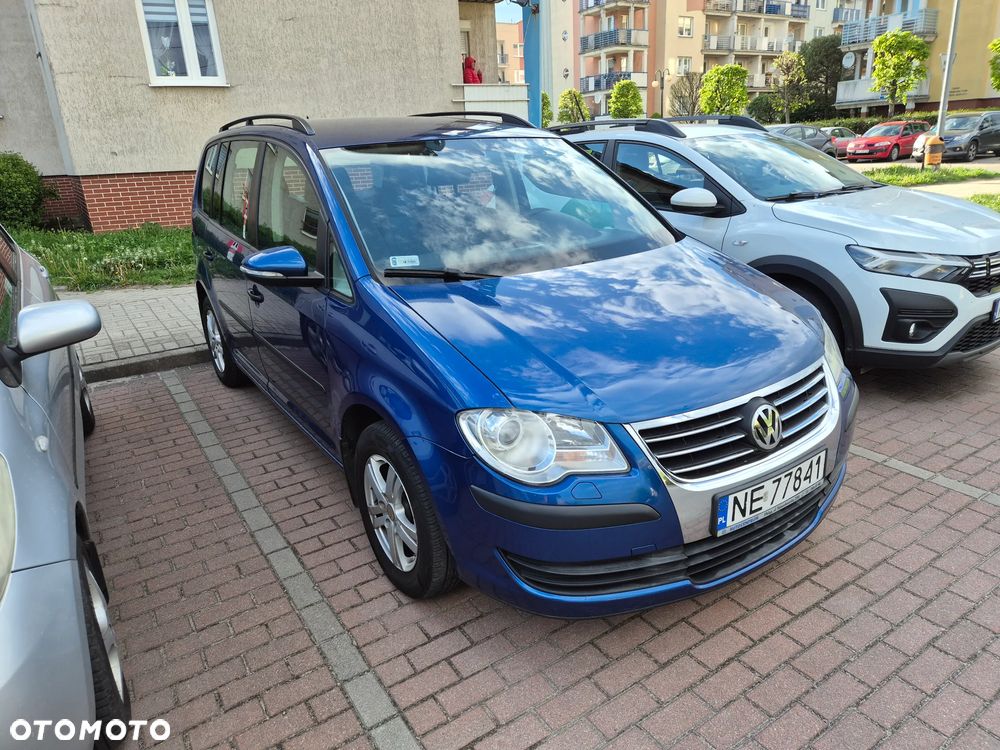 Volkswagen Touran 1.6 Trendline - 1