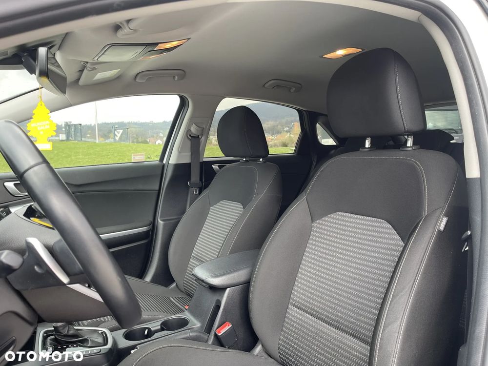 Kia Ceed 1.5 T-GDI M DCT - 12