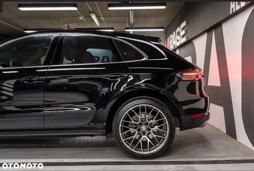 Porsche Macan - 4
