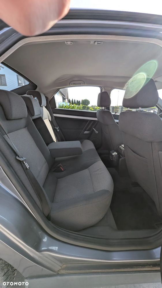 Opel Vectra 1.8 - 12