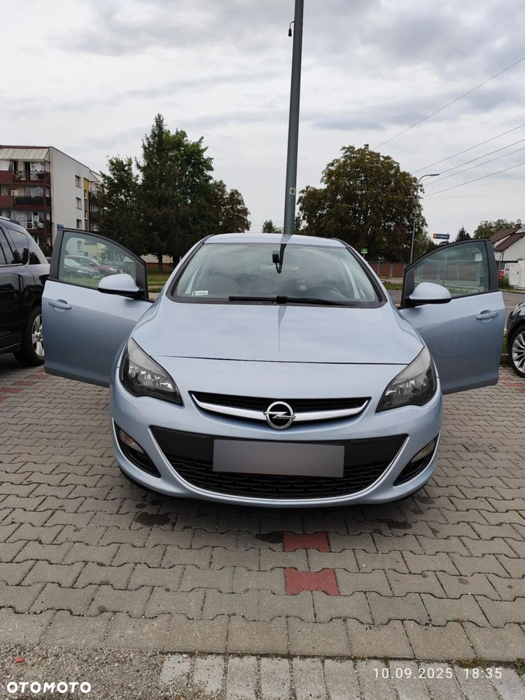 Opel Astra - 11