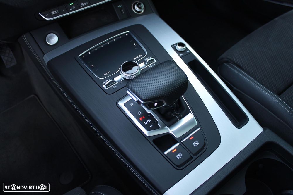 Audi Q5 55 TFSIe quattro S line S tronic - 28