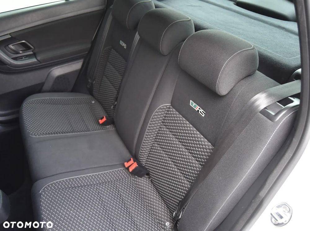 Skoda Fabia 1.4 TSI DSG RS - 21