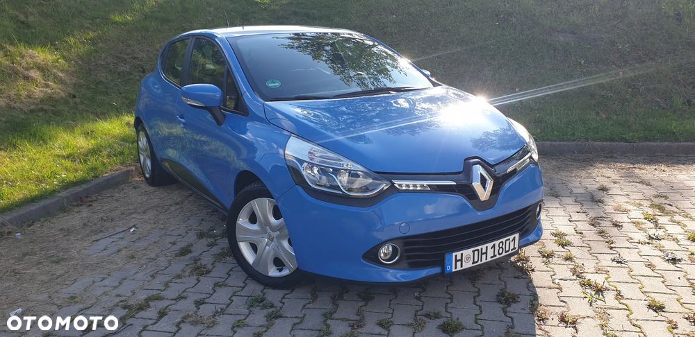 Renault Clio 1.2 16V Limited Plus - 8