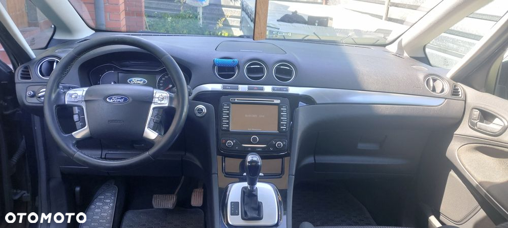 Ford S-Max 2.0 TDCi DPF Titanium - 12
