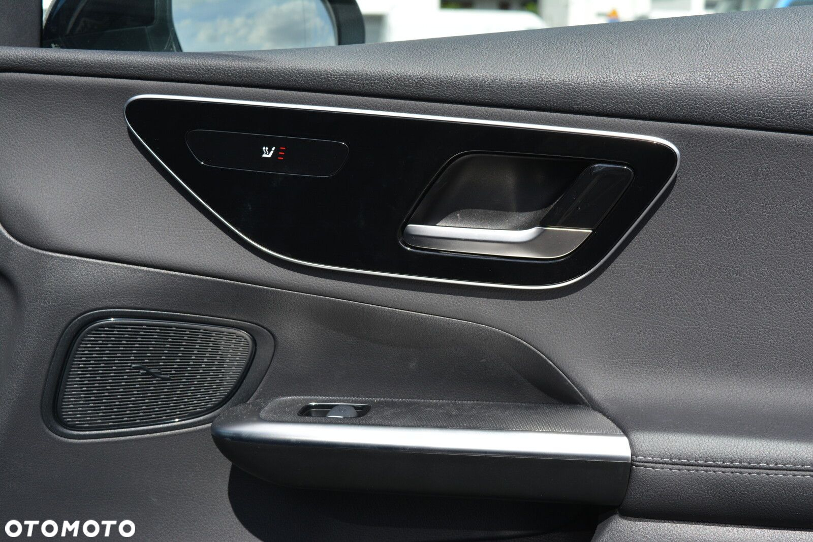 Mercedes-Benz GLC - 23