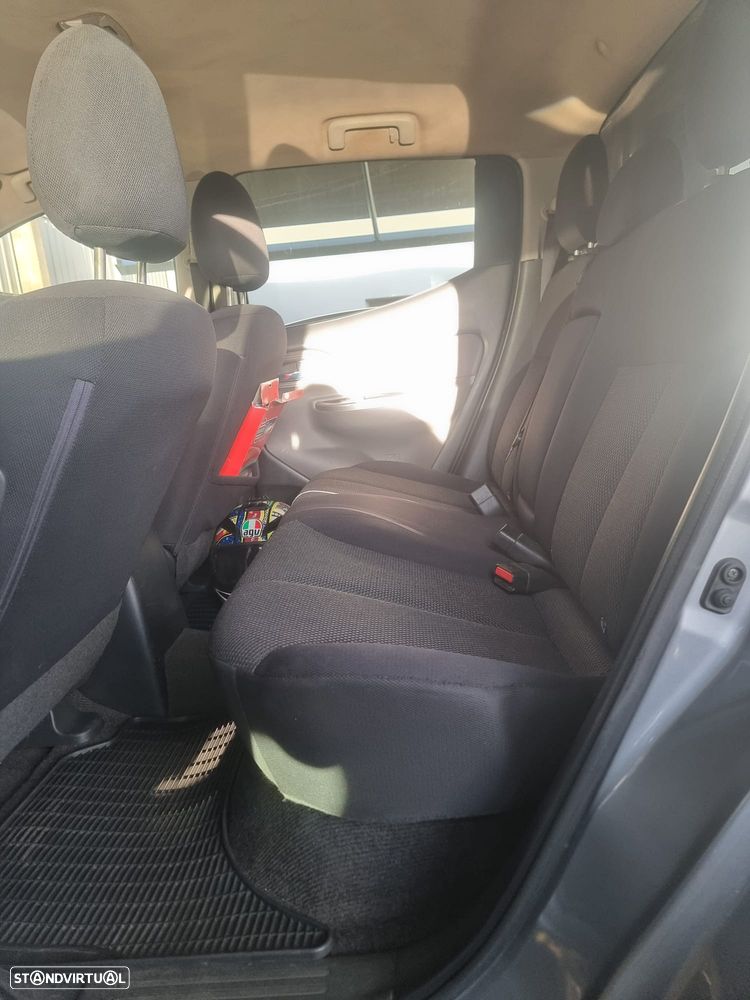 Mitsubishi L200 2.4 DI-D CD Strakar 4WD - 4