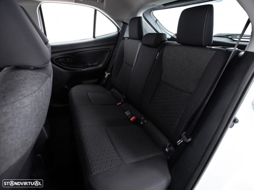 Toyota Yaris Cross 1.5 HDF Comfort Plus - 10