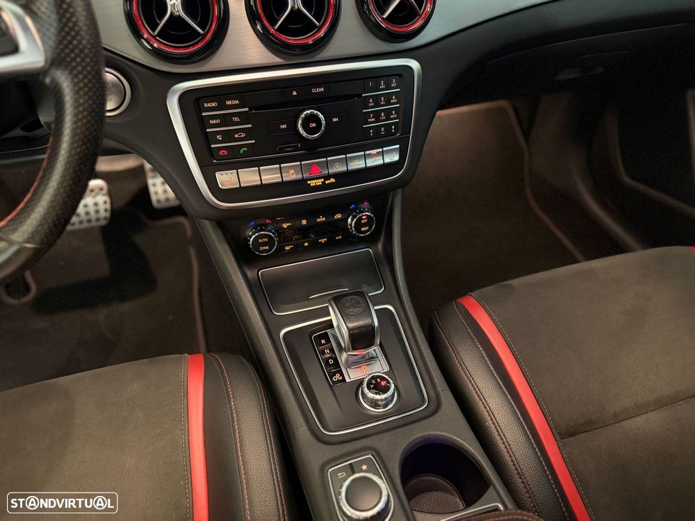 Mercedes-Benz CLA 45 AMG Shooting Brake 4-Matic - 18
