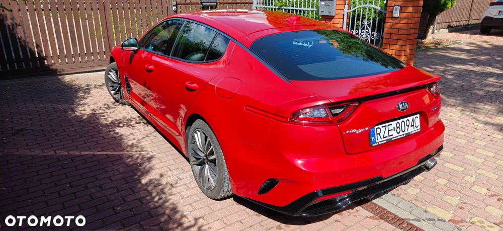 Kia Stinger 2.2 CRDI GT Line AWD - 6