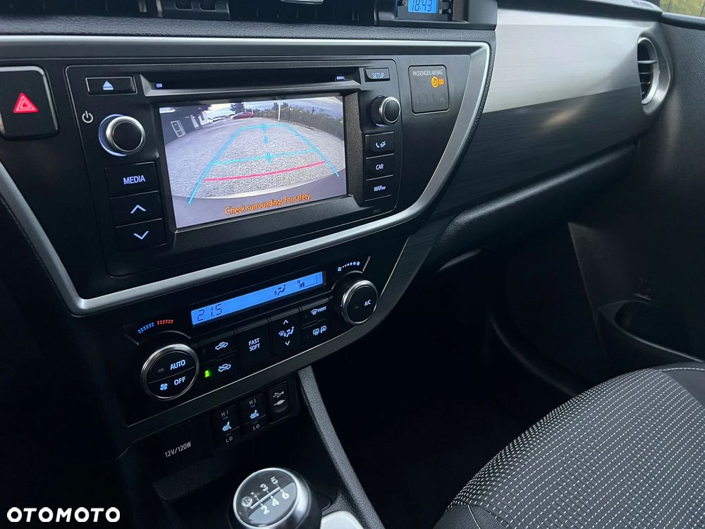 Toyota Auris 1.6 Active - 33