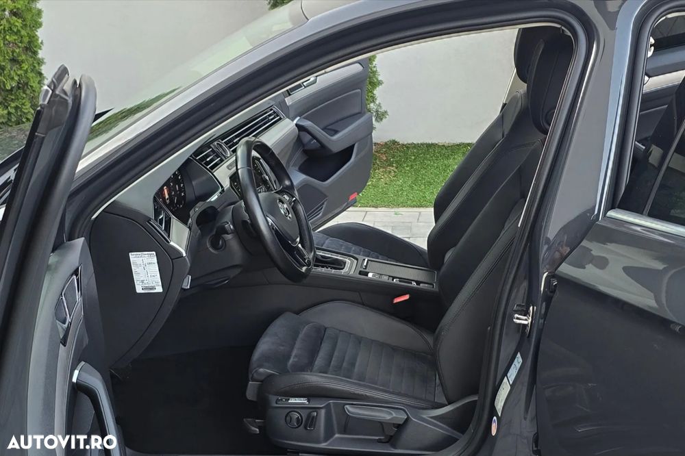 Volkswagen Passat 2.0 TDI DSG Highline - 13