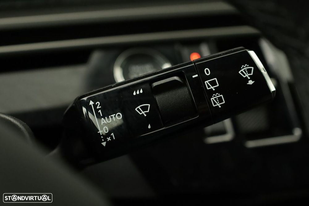 Peugeot 5008 1.2 Hybrid Allure e-DCS6 - 18