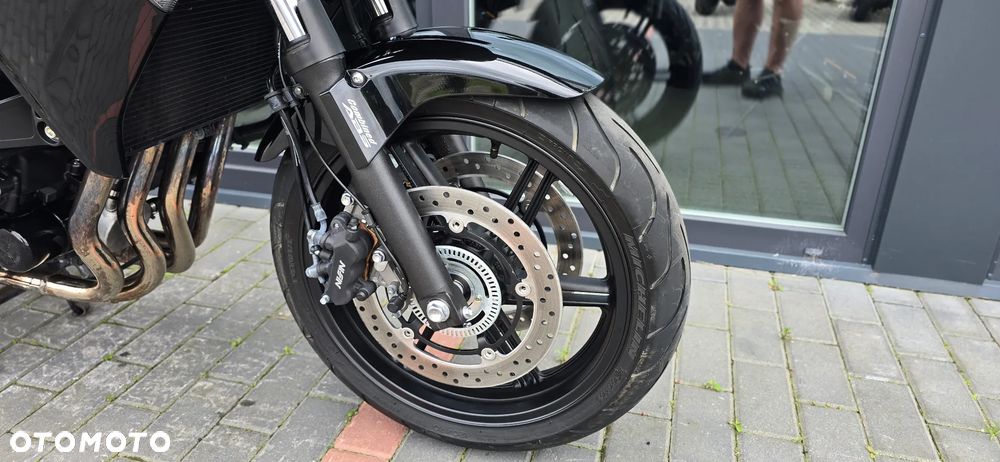 Honda CBF - 7