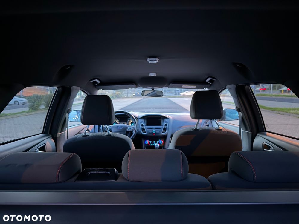 Ford Focus 1.0 EcoBoost ST-Line ASS - 30