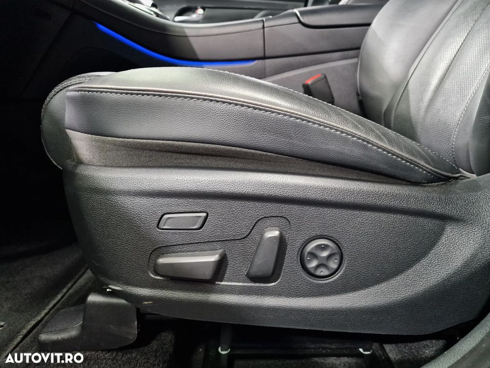 Hyundai Santa Fe 1.6 Plugin-Hybrid 4WD Prime - 32