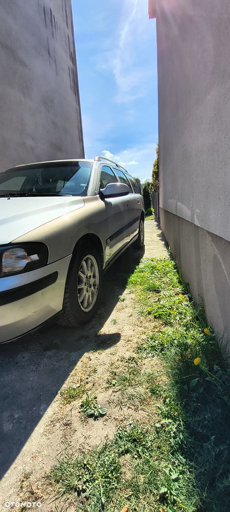 Volvo V70 2.4D5 - 6