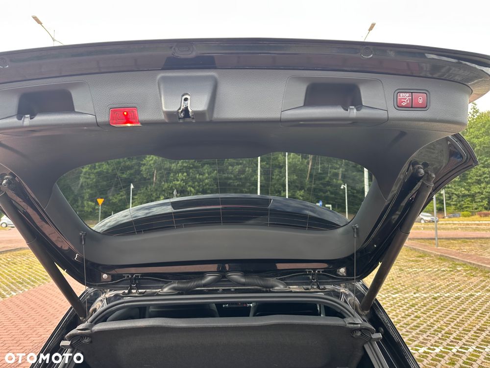 Mercedes-Benz GLA 200 d 4-Matic - 2