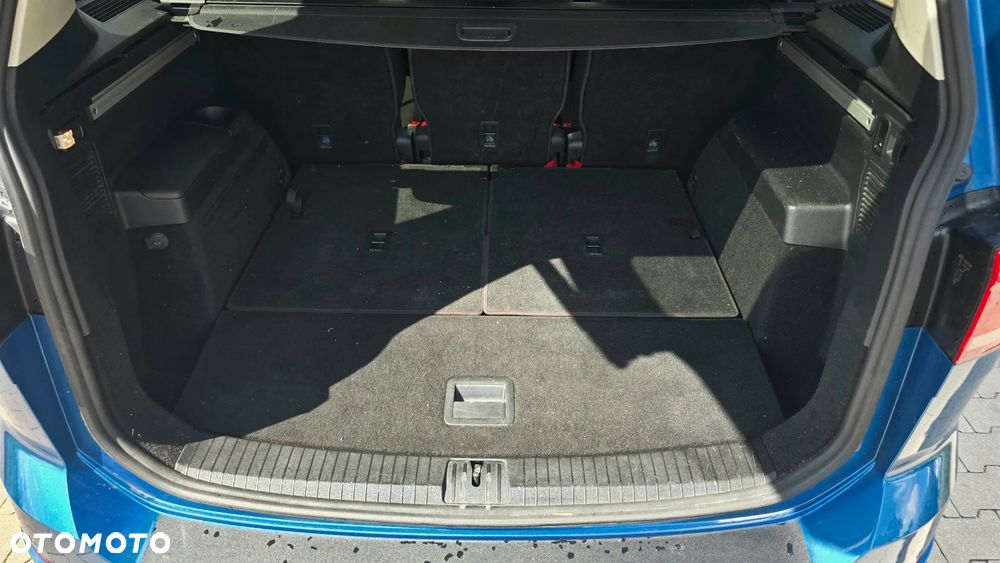 Volkswagen Touran 1.4 TSI (BlueMotion Technology) DSG Highline - 40
