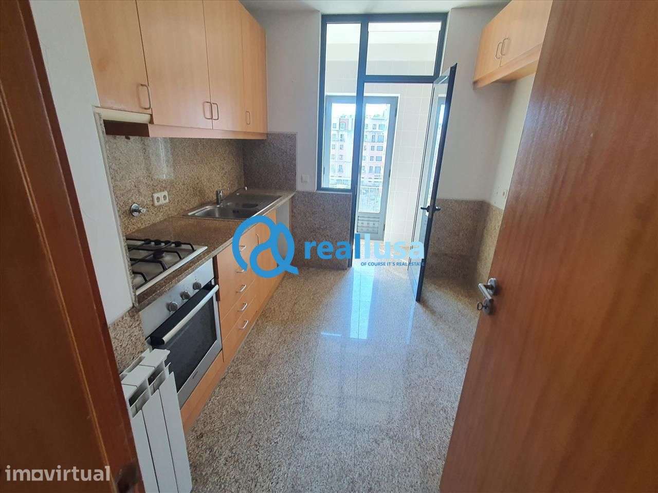 Apartamento T4 c/ garagem Oliveira do Douro Vila Nova de Gaia - Grande imagem: 4/22