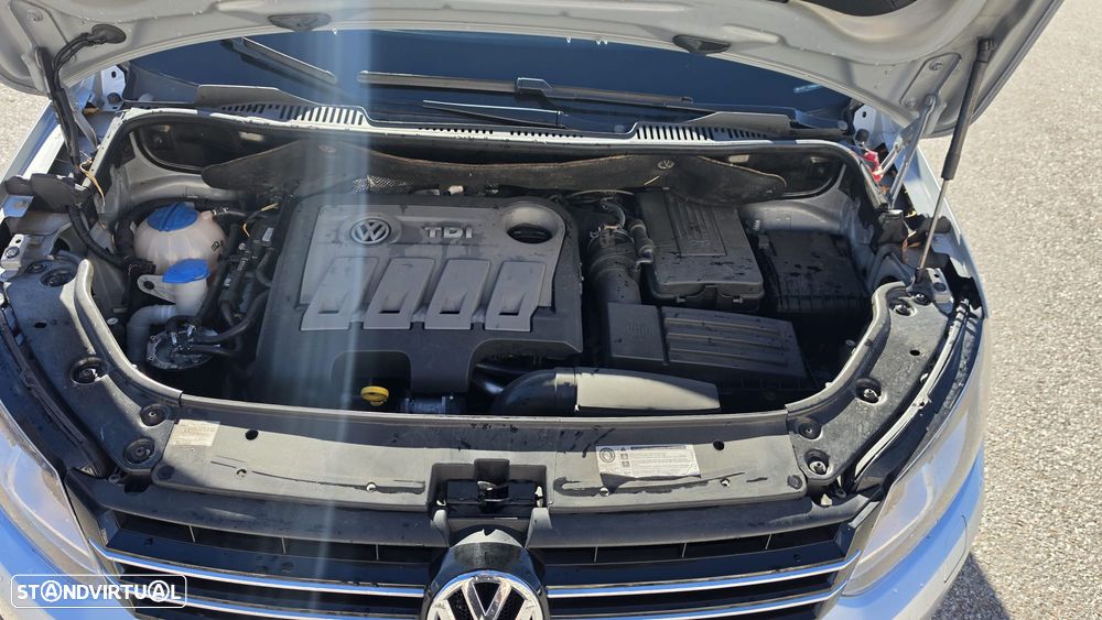 VW Touran 2.0 TDI DPF BlueMotion Cup - 13