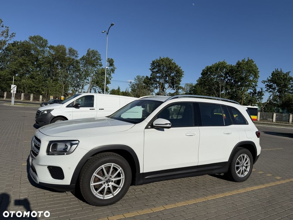 Mercedes-Benz GLB - 2