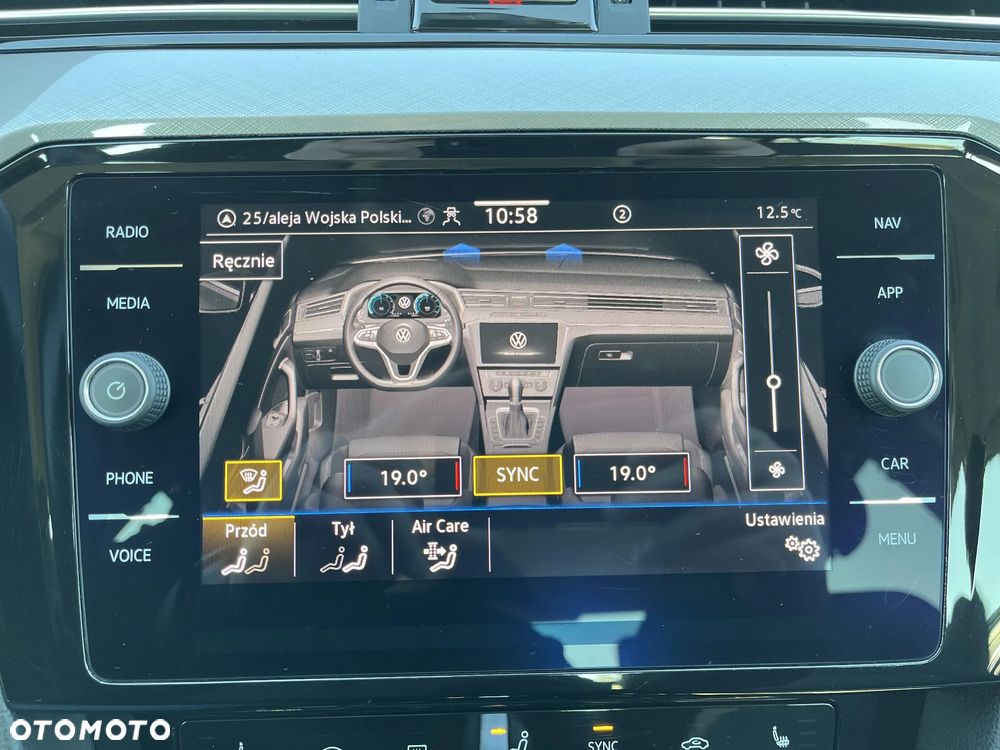 Volkswagen Passat - 30