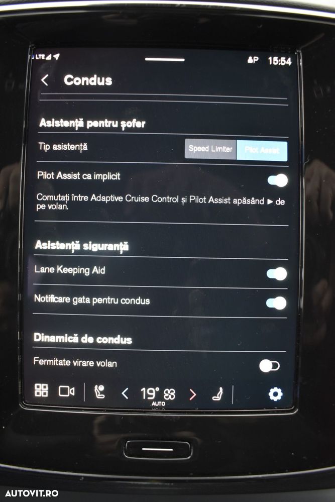 Volvo XC 40 - 20