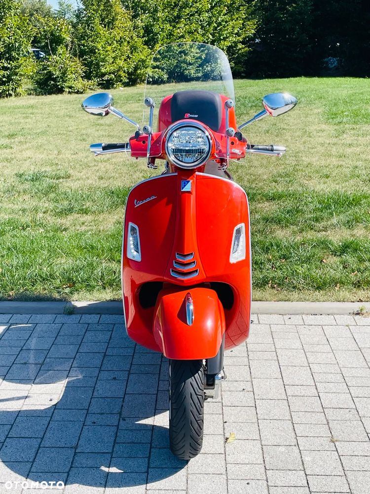 Vespa GTS - 2