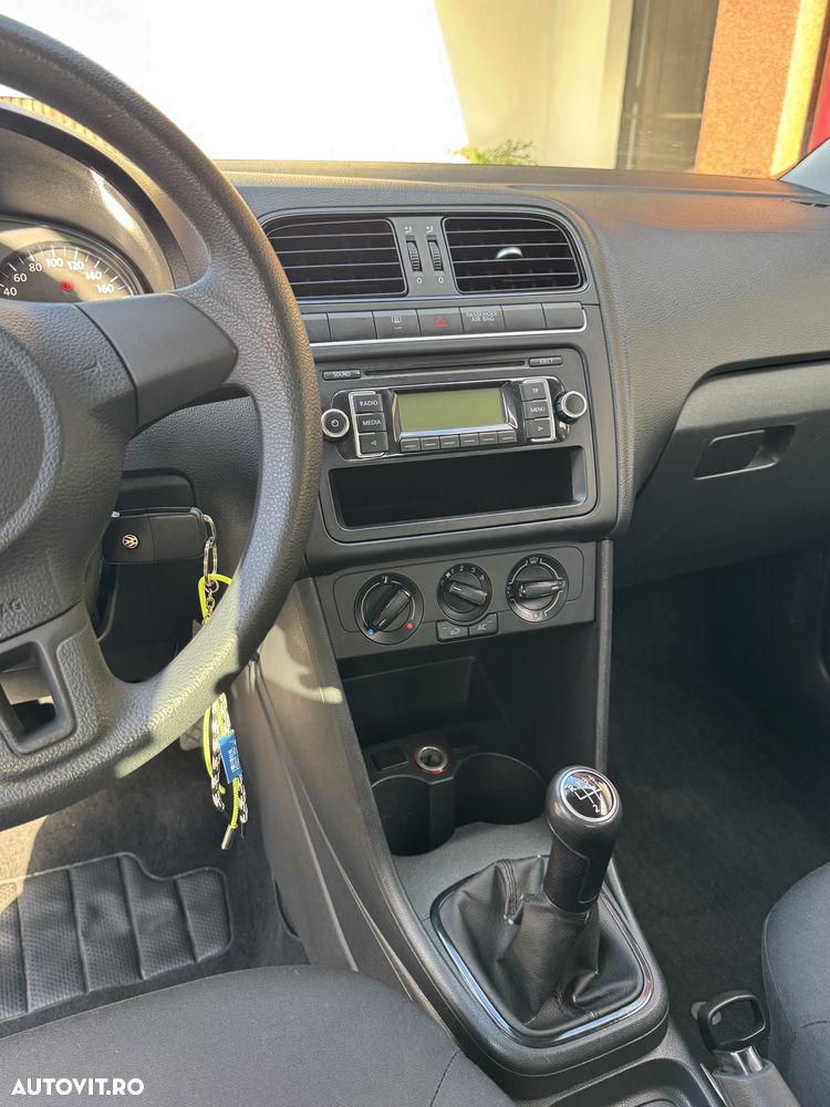 Volkswagen Polo - 14
