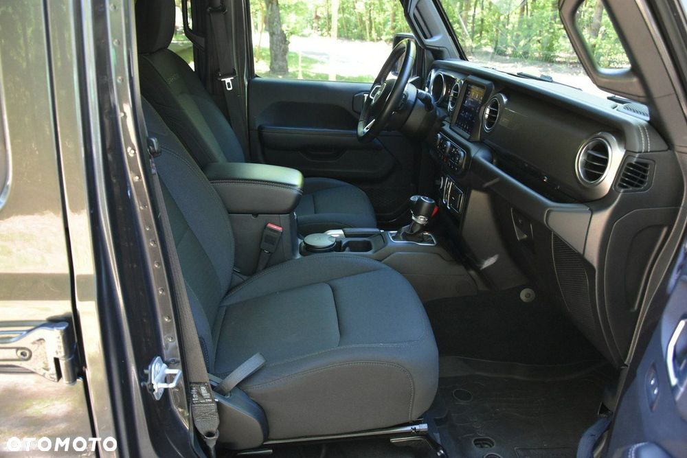 Jeep Wrangler Unlimited GME 2.0 Turbo Sahara - 7