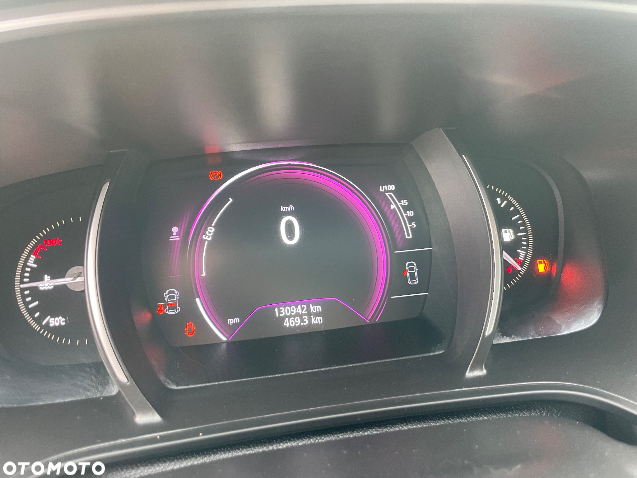 Renault Megane Grandtour ENERGY TCe 130 Start & Stop Bose Edition - 9