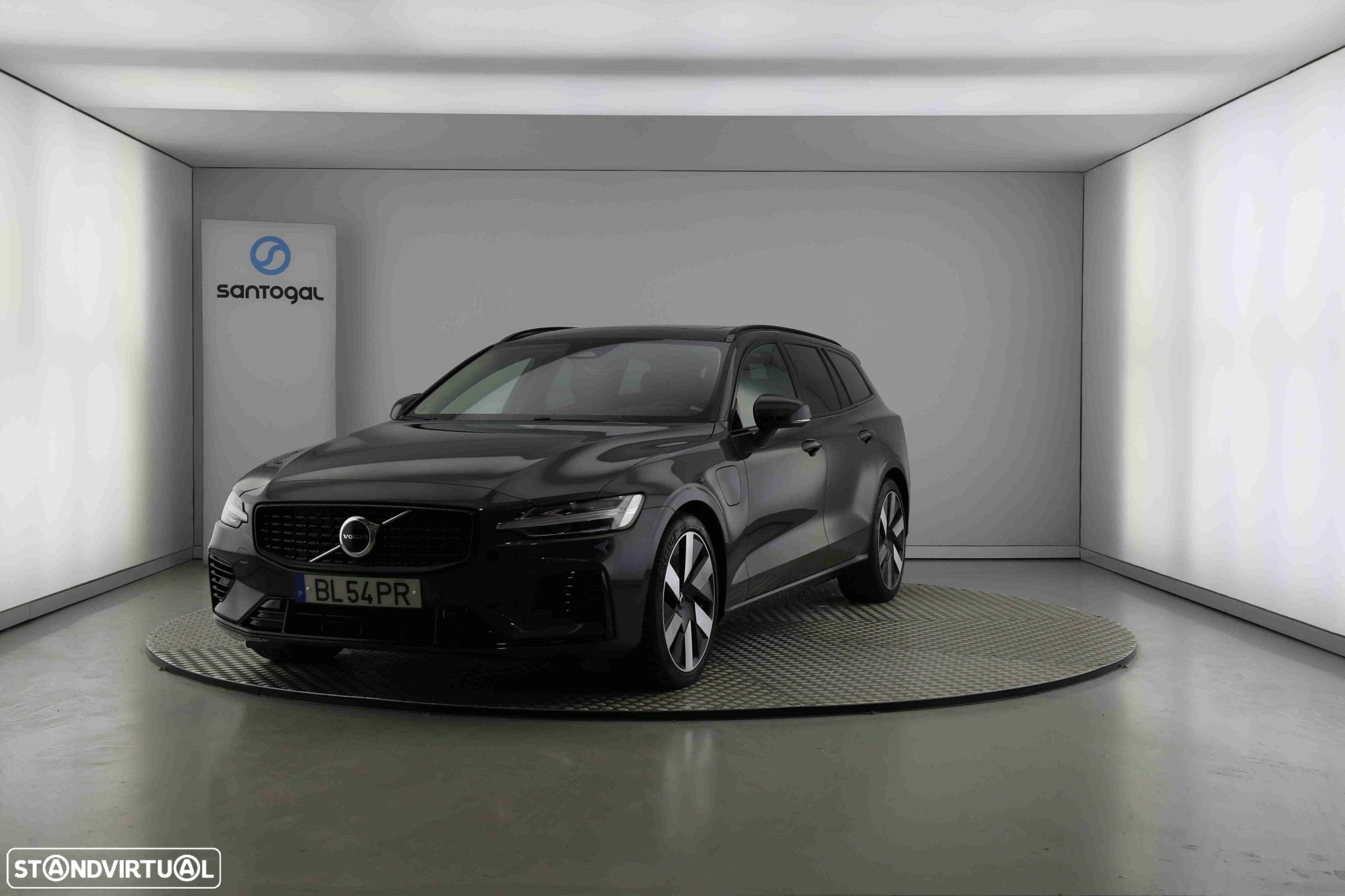 Volvo V60 2.0 T6 AWD TE Plus Dark - 6