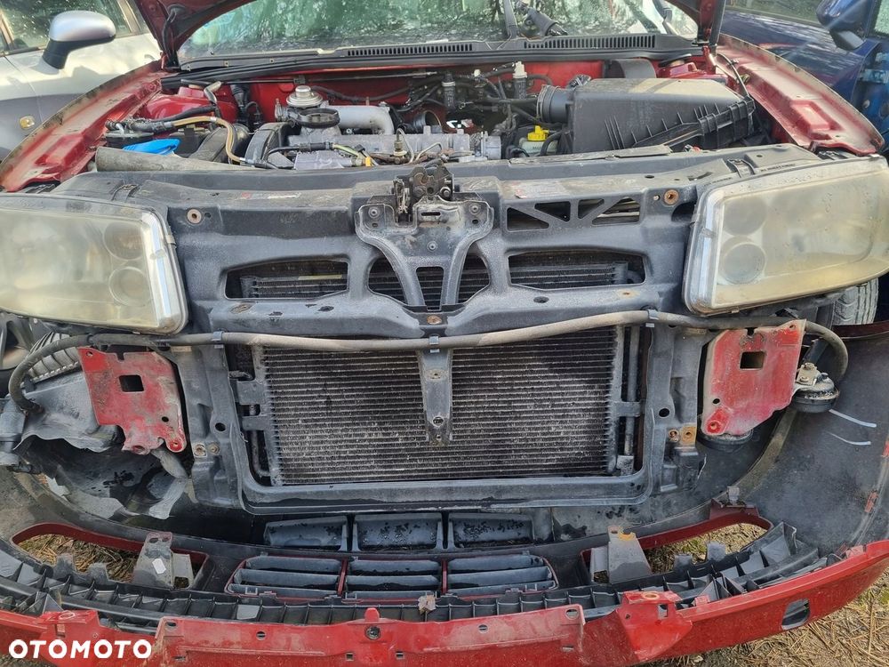 VOLKSWAGEN BORA 98-06 r. 1,6 B PAS PRZEDNI KOMPLET CHŁODNIC WENTYLATOR EU + - 1