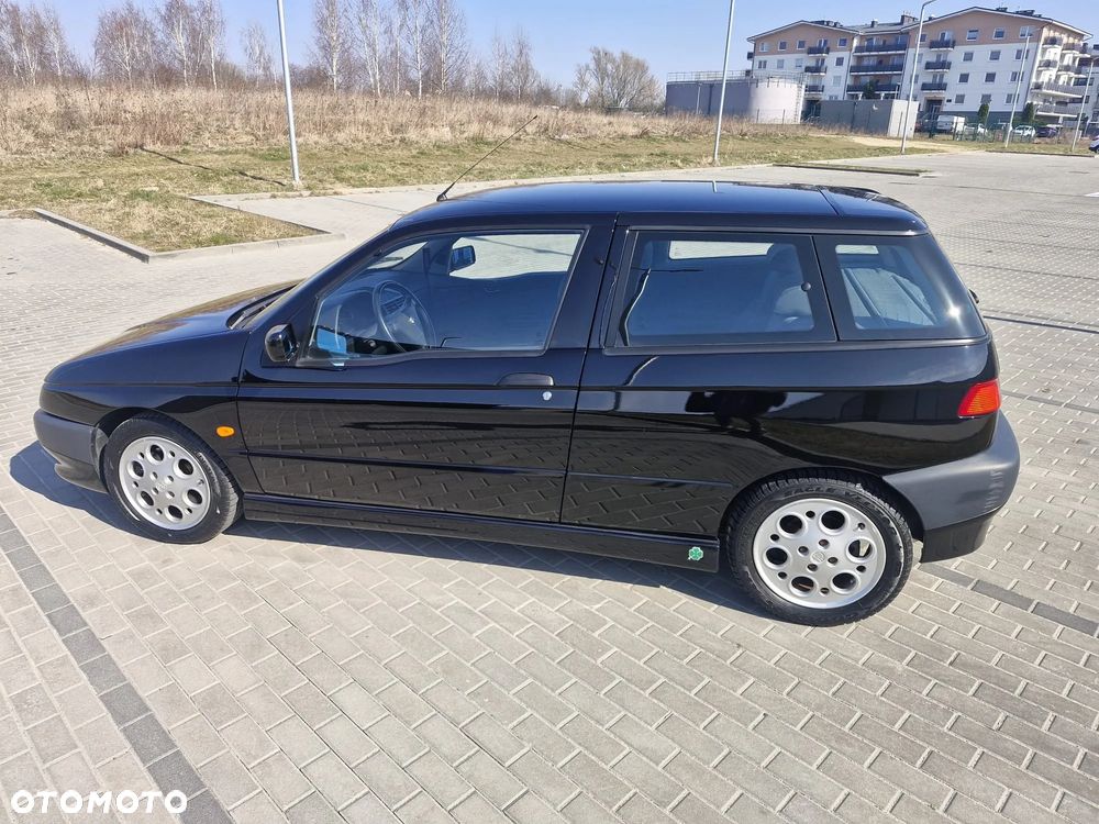 Alfa Romeo 145 - 8