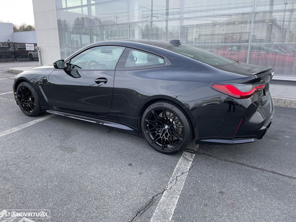 BMW M4 Competition xDrive - 4