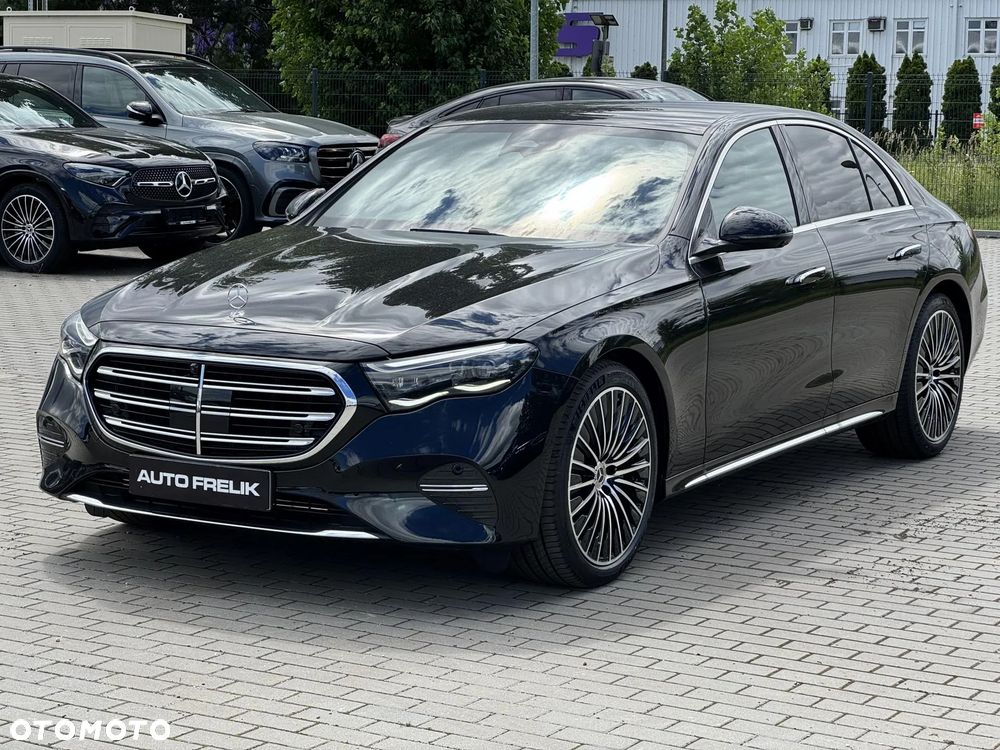 Mercedes-Benz Klasa E 220 d mHEV 4-Matic Exclusive 9G-Tronic - 4