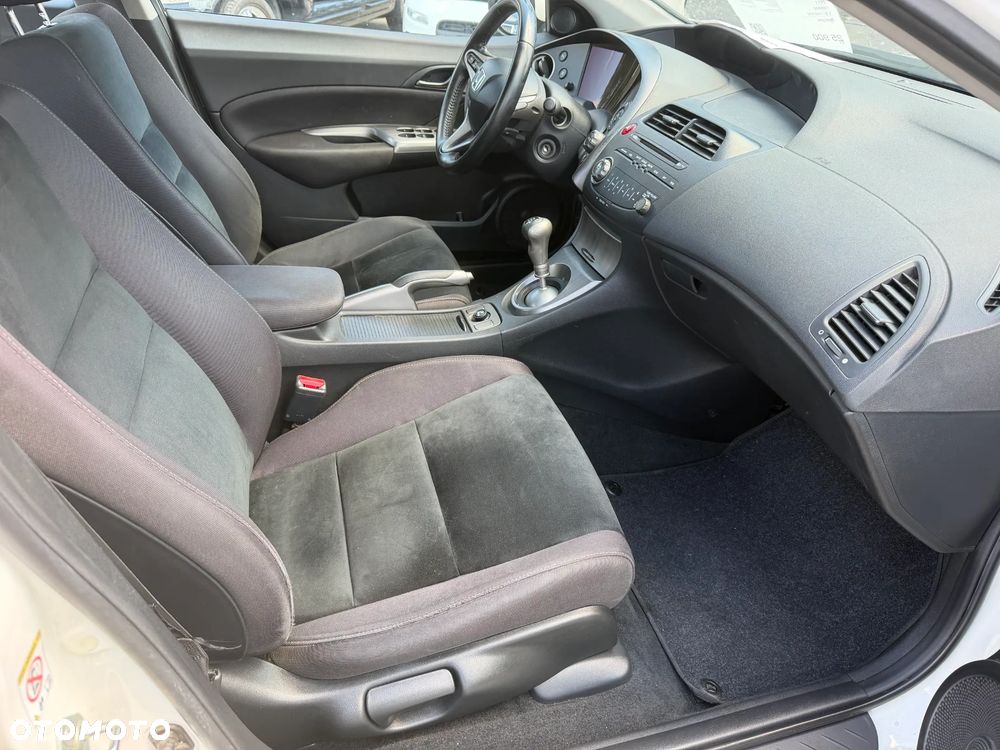 Honda Civic 1.8i-VTEC Sport - 13