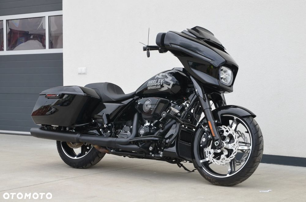 Harley-Davidson Touring Street Glide - 20