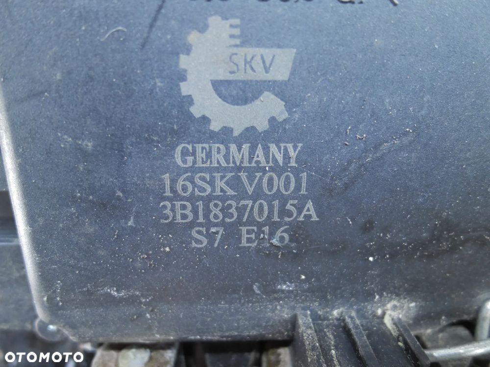 VW PASSAT B5 OCTAVIA I ZAMEK DRZWI LEWY PRZÓD 3B1837015A - 2