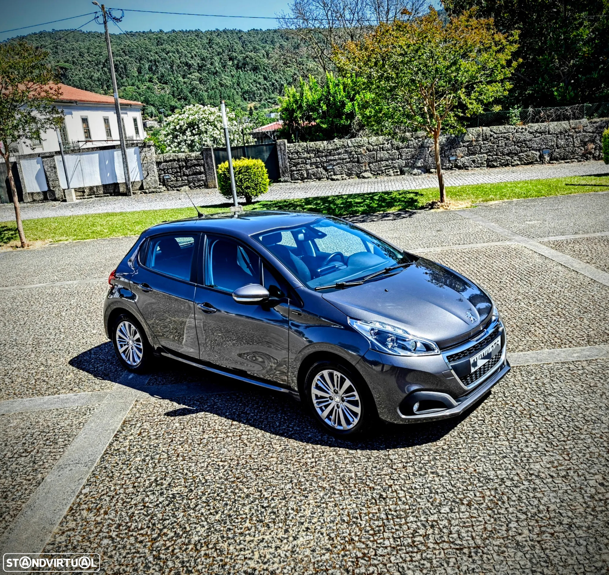 Peugeot 208 1.2 PureTech Style - 25