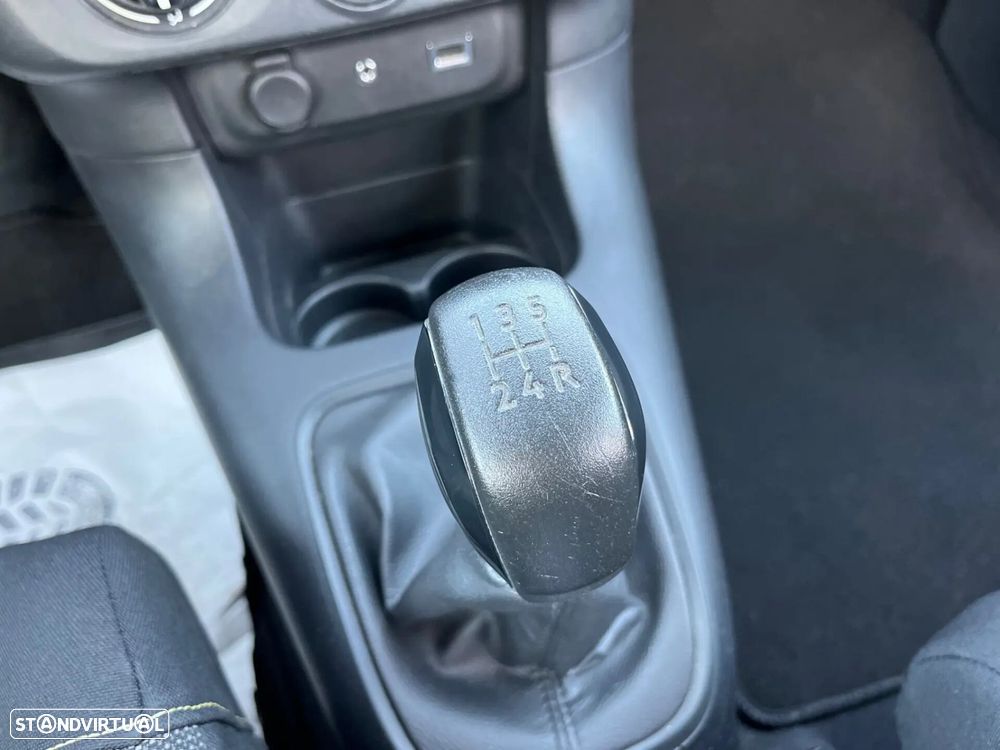 Citroën C3 1.6 BlueHDi Feel - 27