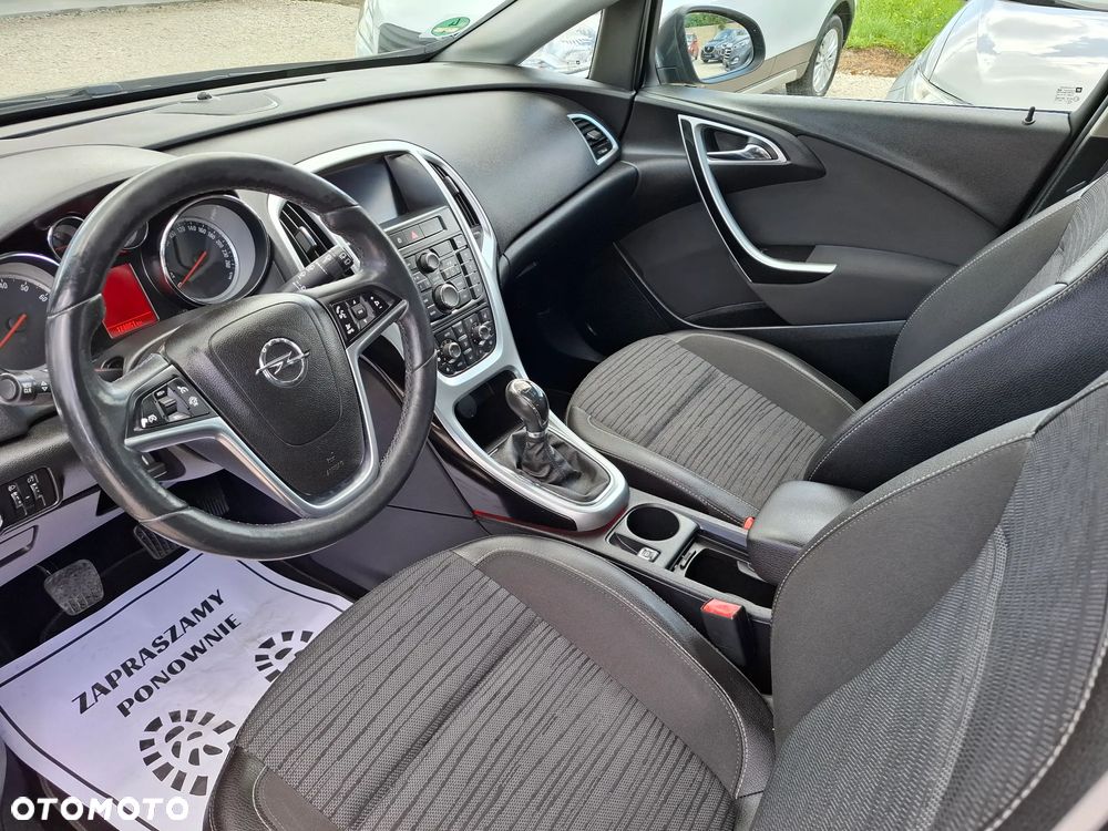 Opel Astra 1.6 Innovation 110 Jahre - 24