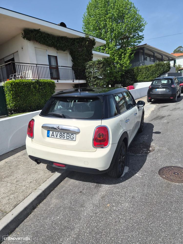MINI 5 Portas Cooper D - 20