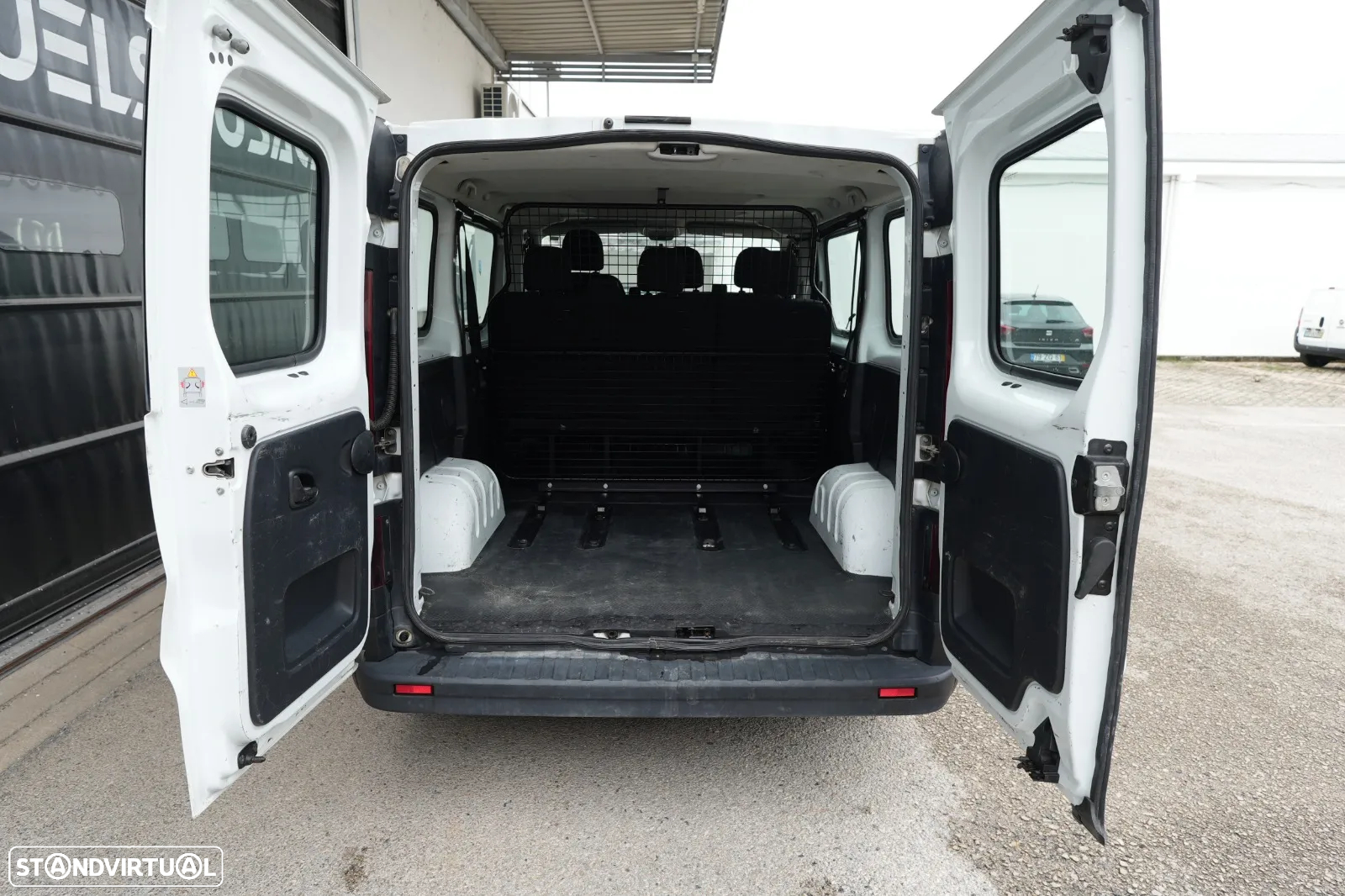 Opel Vivaro - 5