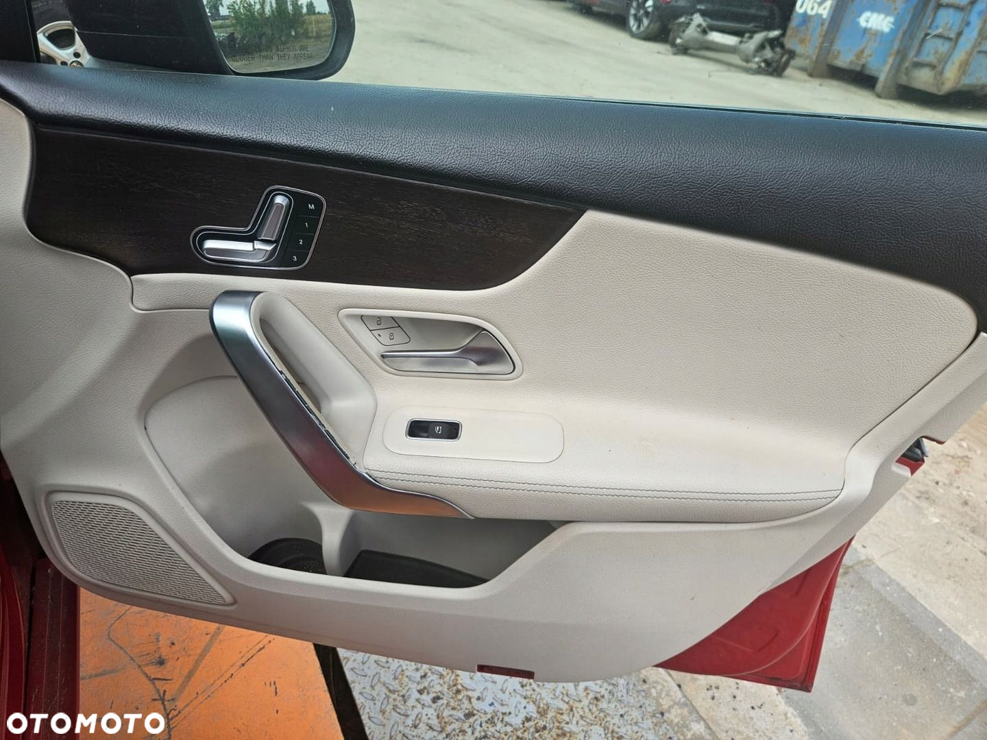 Mercedes- KL-A W177 2018/07- FOTELE KANAPA SKÓRA JASNA KOMPLET - 5