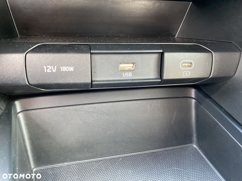 Kia Ceed - 28